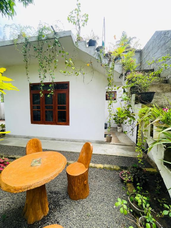 Lakru Home Stay - B&B Weligama