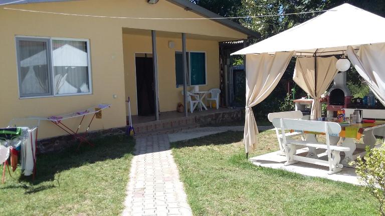 Bungalows St. Nicola - B&B Ahtopol
