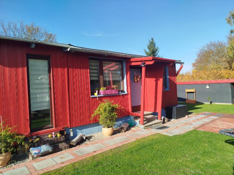 Rotes Haus - Ferienwohnung Goyatz-Guhlen