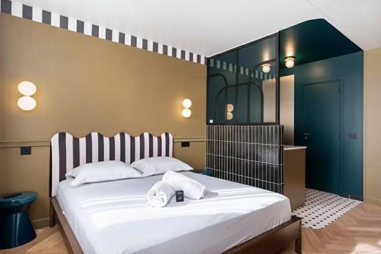 Studio Élégant-Une Escapade Raffinée en Plein Cœur de la Ville - Chambres d'hôtes Lyon