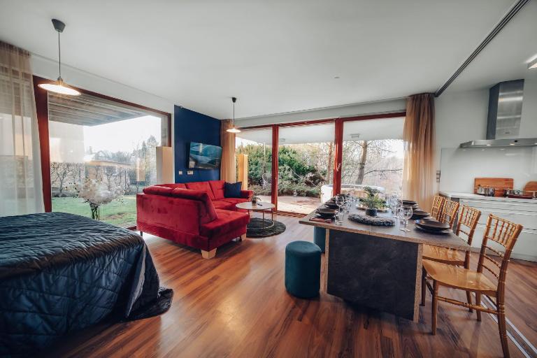 Design Architect Villa with 2 Apartments - Bed and Breakfast Praag