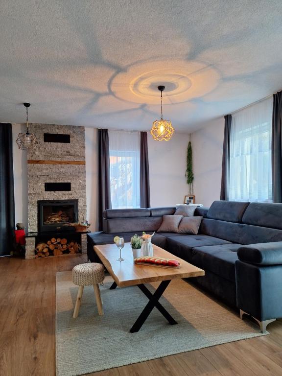 Vikendica VIA - Čajuša, Kupres - Ferienwohnung Kupres