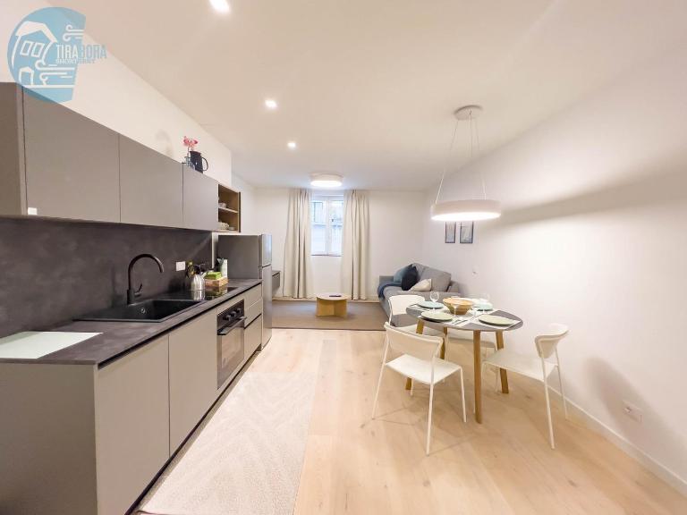 Blue Palace 1b Tirabora Short Rent, con parcheggio privato - B&B Trieste