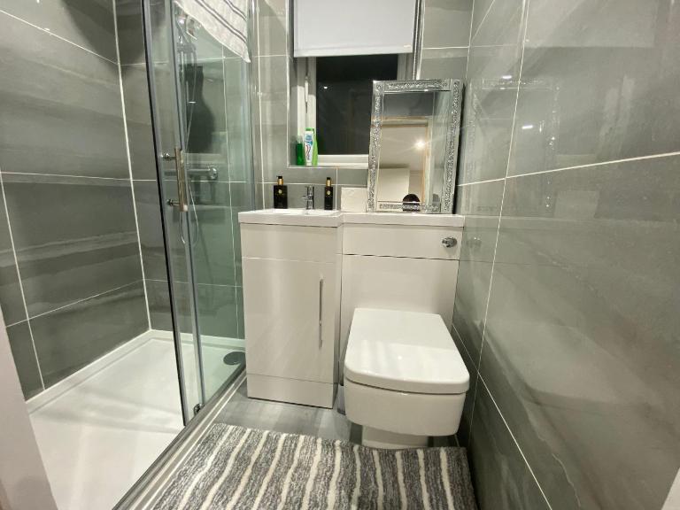 Moore Place - B&B Houghton Regis