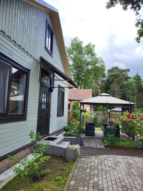 Guest House Sunny - B&B Jūrmala