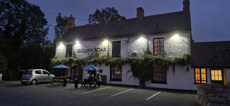 The Golden Boar Inn - Ferienwohnung Freckenham