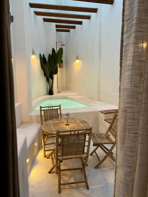 Apartamento acogedor frente a Plaza de la Iglesia - B&B Valencia