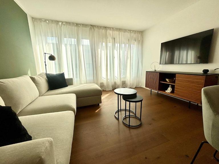 Modern and Peaceful Renovated Apartment in Riehen - Chambres d'hôtes Riehen
