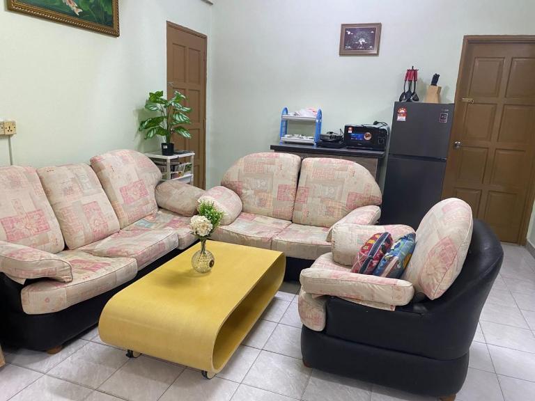 Comfortable Retreat in Megah Ria - B&B Masai