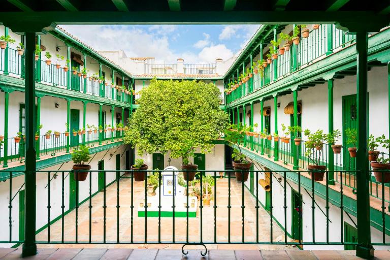 Alohamundi Alcázares - B&B Sevilla