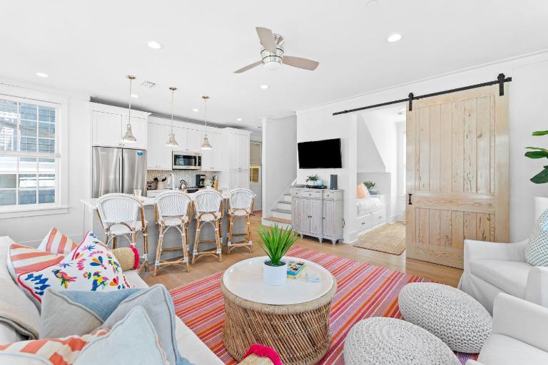 Sands Cottage Carriage by 30A Escapes - B&B Rosemary Beach