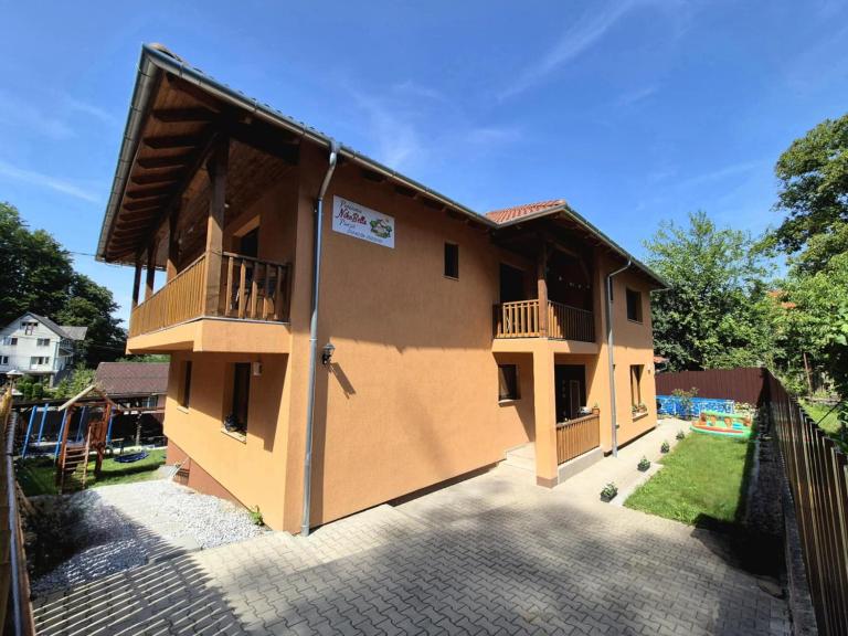 Pensiunea NikoBella Panzió - B&B Sovata