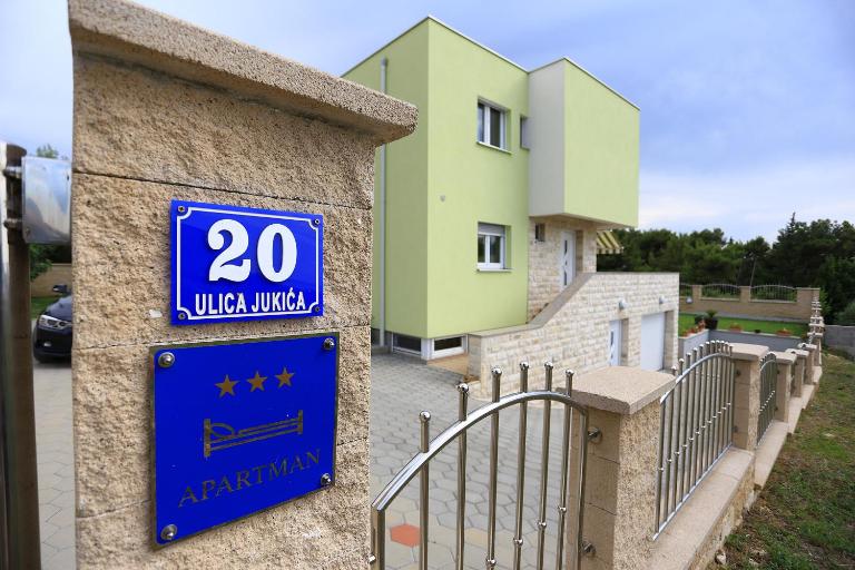 Apartments Loncar - B&B Zadar