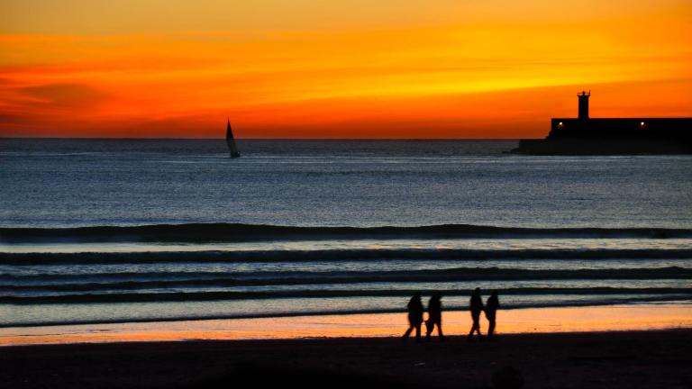 Porto's City Park & Surf Beach Rooms - B&B Matosinhos