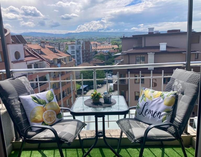 Cozy apartment Alba with two bedrooms! - B&B Blagoevgrad