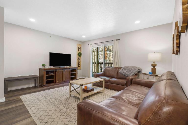 Hillside Duo - 2 Units in The Vineyards Resort - B&B Branson