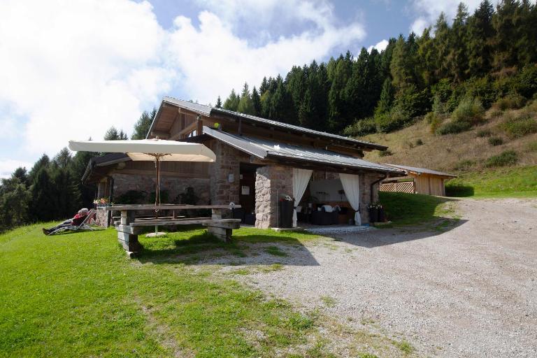 Chalet Chapeau RaR - Chambres d'hôtes Castel Condino