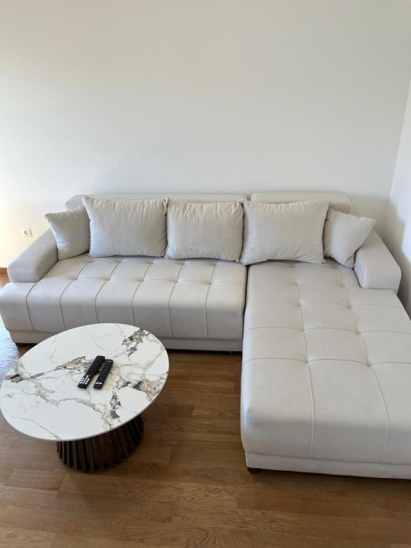 Apartman Lux M Residence PG - B&B Podgorica