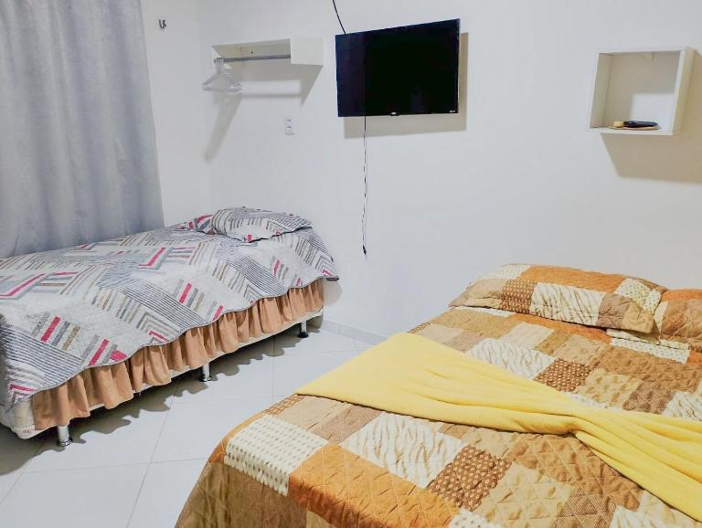 Casa Ampla com Garagem Ar-condicionado no Centro - B&B Ananindeua