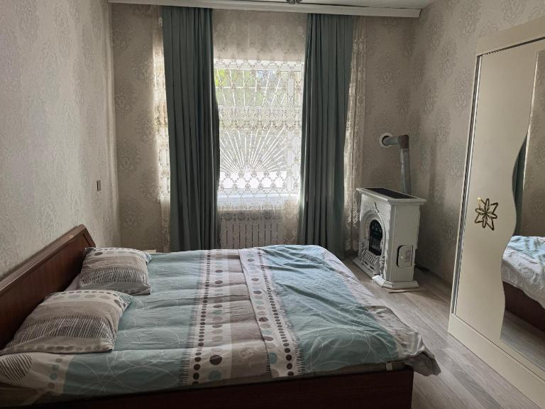 Spacious 2BR Apartment , Steps to Beach , Central & Quiet , Fast WiFi - B&B Lankaran