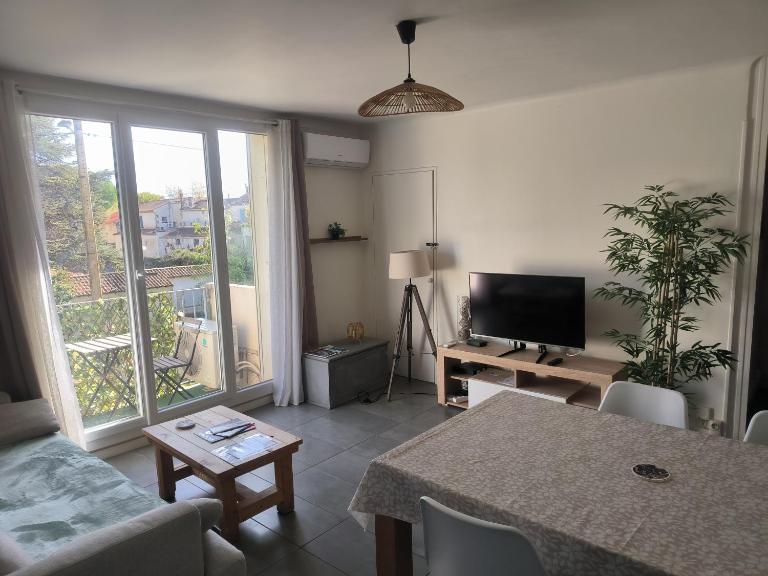 Les Tamaris - Bed and Breakfast Arles