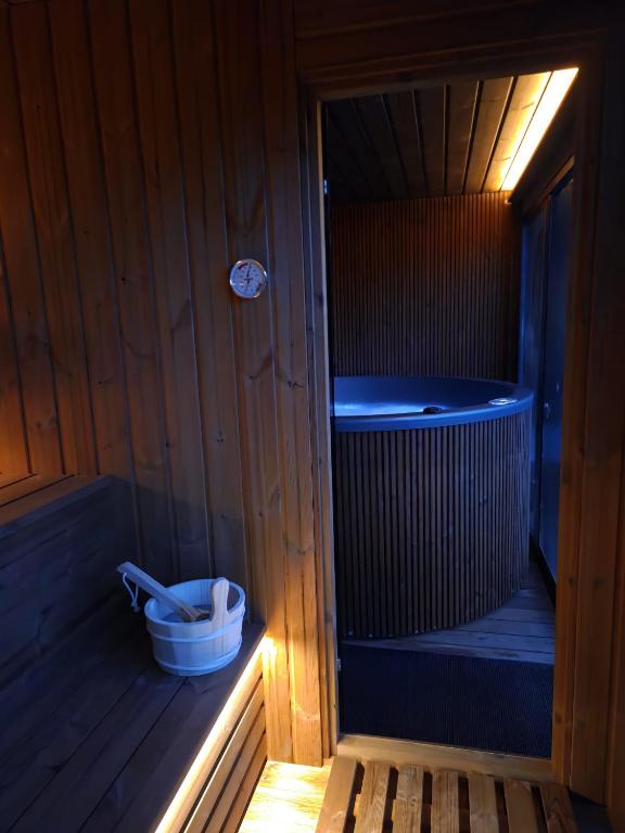 Wellness chata Triangel Komjatná - B&B Komjatná