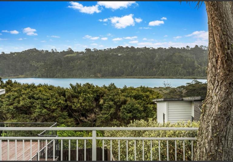 Cozy Water-View in North Shore - Bed and Breakfast Auckland