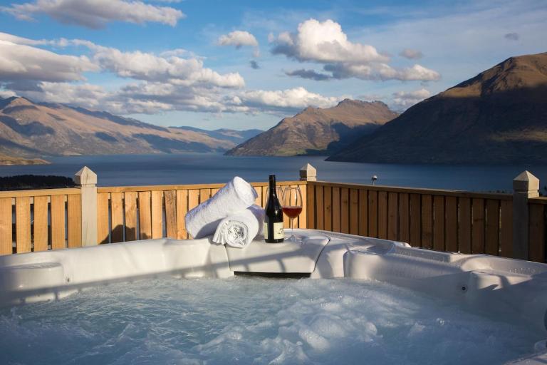 Alpine Luxury on London - Bed and Breakfast Queenstown