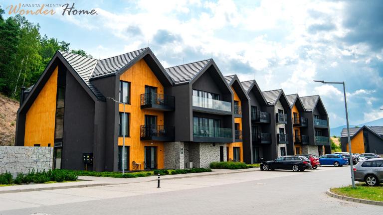 Wonder Hill - klimatyzowane apartamenty z bajkowym widokiem na góry i zalew, z balkonami lub tarasami - Chambres d'hôtes Sosnówka