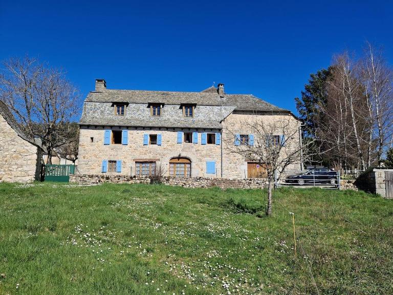 Gîte de Saint-Gervais - Ferienwohnung Saint-Symphorien-de-Thénières