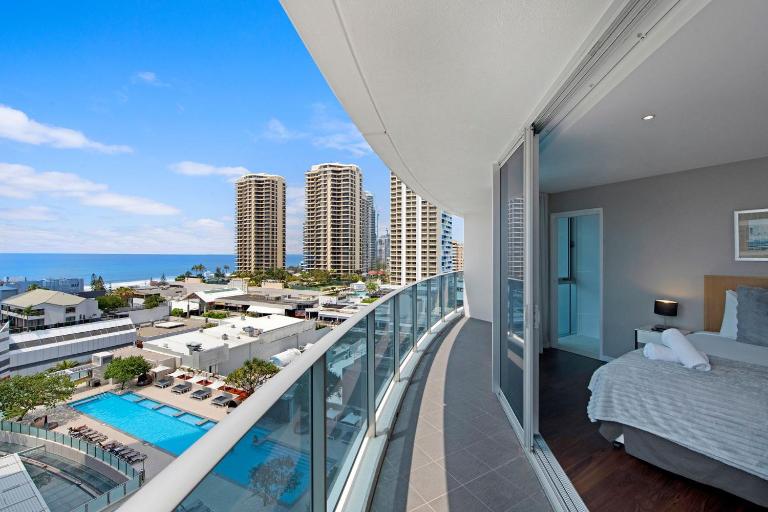 Deluxe Two Bedroom Hilton Apartment - CoastHM - B&B Gold Coast