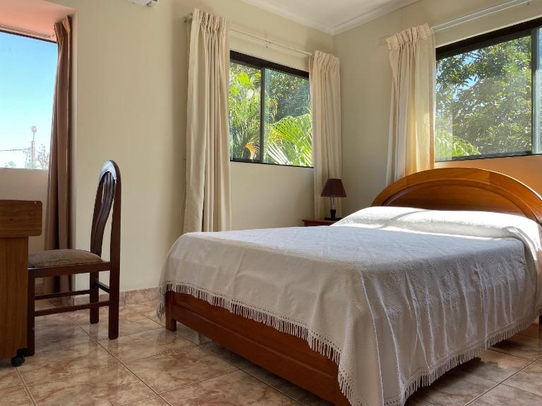 Habitación Cómoda y Confortable, Zona Norte, Santa Cruz - Chambres d'hôtes Santa Cruz de la Sierra