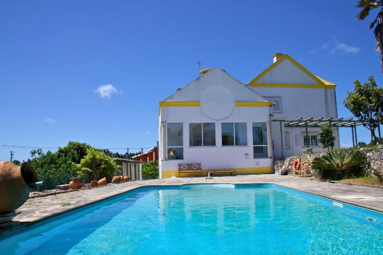 Casa do Sol Conscious Coliving - B&B Óbidos