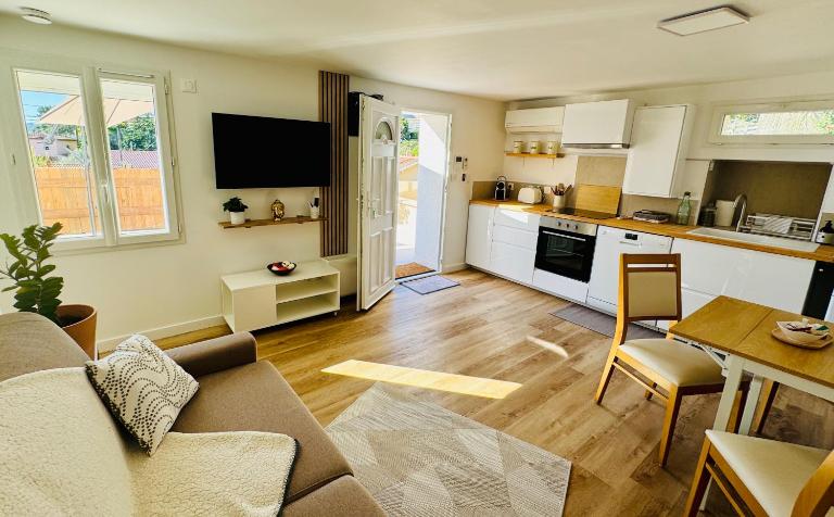 T2 en RDC Villa tout confort - B&B Tolone