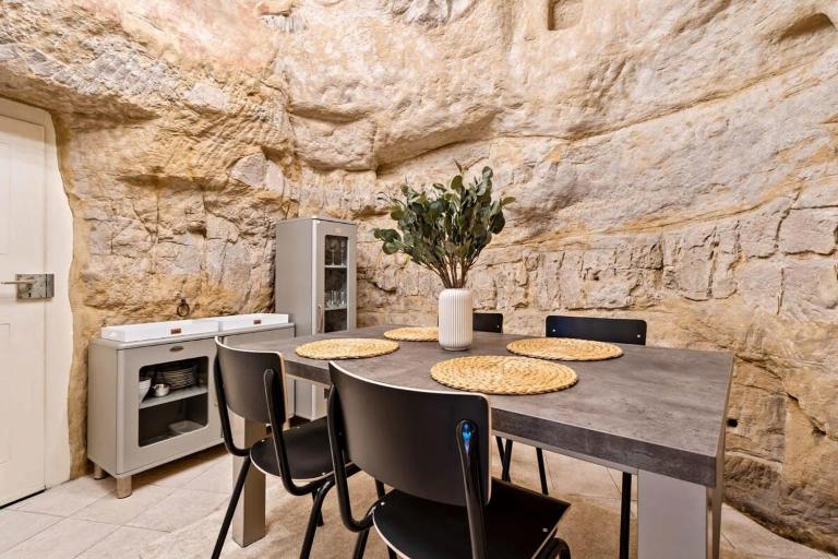 Charming Grund Retreat Near Neumünster Abbey - Bed and Breakfast Luxemburg