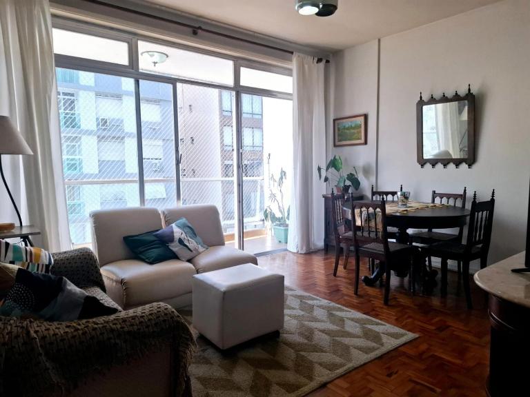 Gonzaga - Amplo e confortável 2 quartos com varanda vista ao mar - Canal 3 - B&B Santos