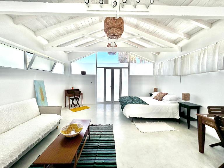 Cottage with Natural Pool and Yoga near Fuseta Beach - B&B Moncarapacho