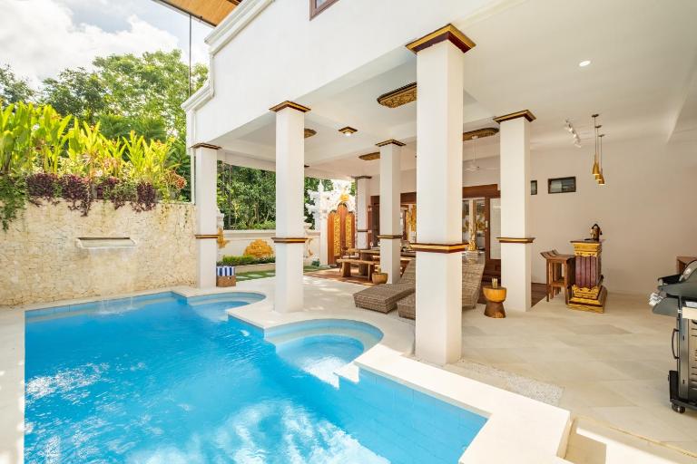 Swarna Mandapa - The White Palace - Uluwatu - B&B Uluwatu