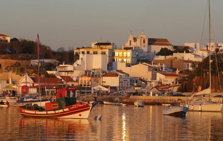 Montes de Alvor - 1Bdr - 5 min from the Beach - B&B Alvor