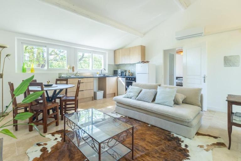 Appartement sur Domaine Aix - Piscine & Tennis - Chopin - B&B Aix-en-Provence