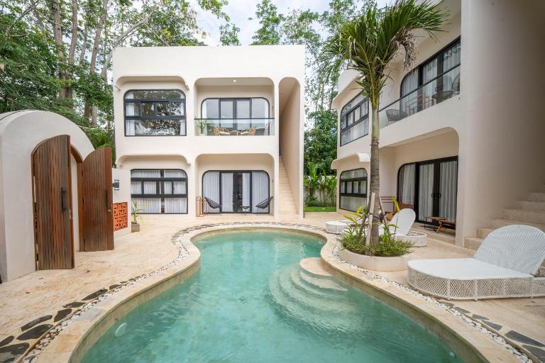 Stylish 1BR near Bingin Beach - Uluwatu Center - B&B Uluwatu