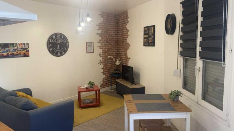 La Hestia à 2 pas du Château - B&B Sedan