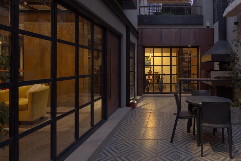 Industrial House in Mendoza with Jacuzzi - B&B Mendoza