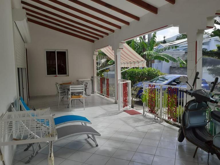 VILLA MALOU chez Maryse - B&B Village