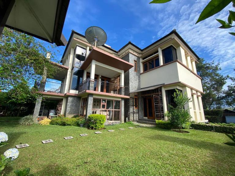 Villa Le Misk syariah - B&B Batureok