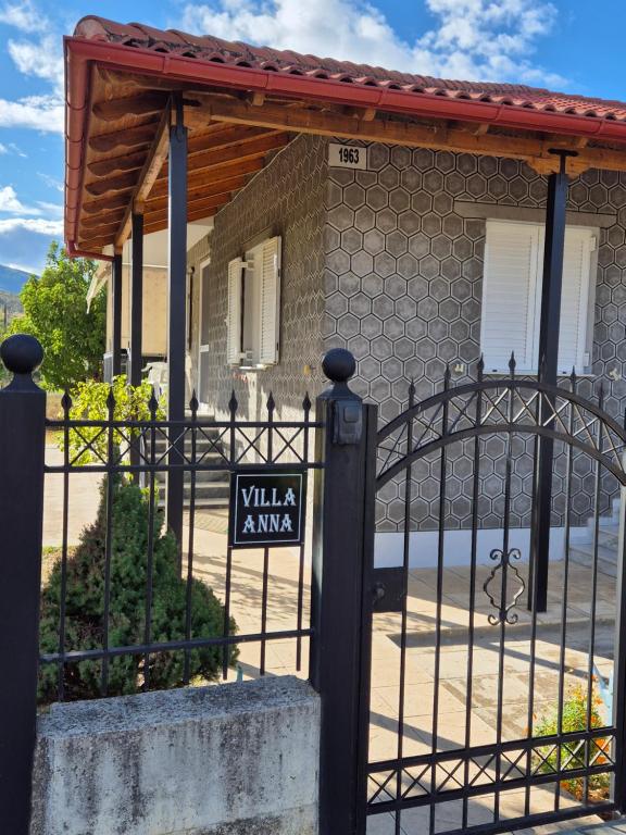 Villa Anna - B&B Mitrópoli