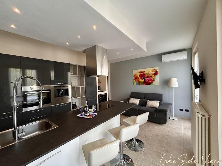LakeSide View Apartment - Ferienwohnung Colico Piano