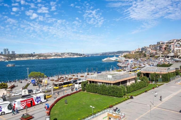 Top Rated! Bosphorus View 4BR Sleeps 9 - Chambres d'hôtes Istanbul