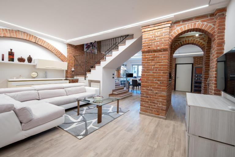 Casa a Roddi con vista sulle Colline - B&B Roddi