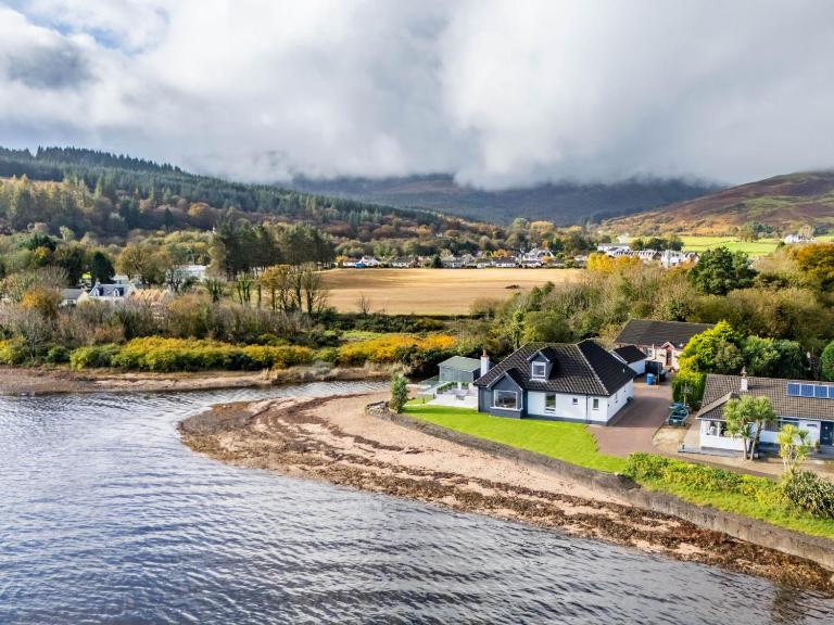 The Shore House - Bed and Breakfast Lamlash